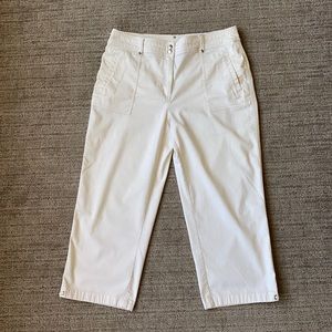 Comfortable cropped pants